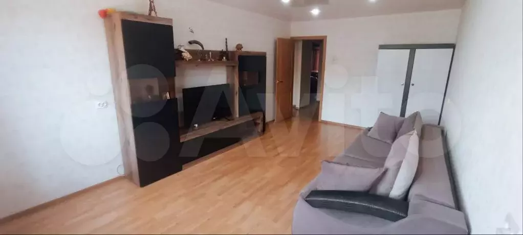 2-к. квартира, 74 м, 7/12 эт. - Фото 0
