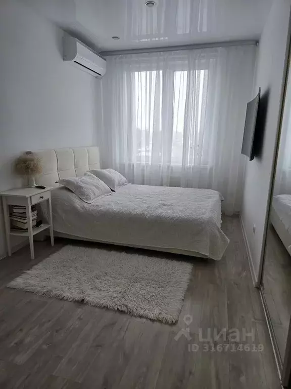 1-к кв. Тюменская область, Тобольск 15-й мкр, 18 (37.0 м) - Фото 0