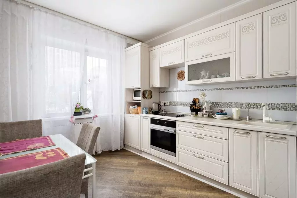 3-к кв. Новосибирская область, Новосибирск ул. Кочубея, 1 (64.0 м) - Фото 1