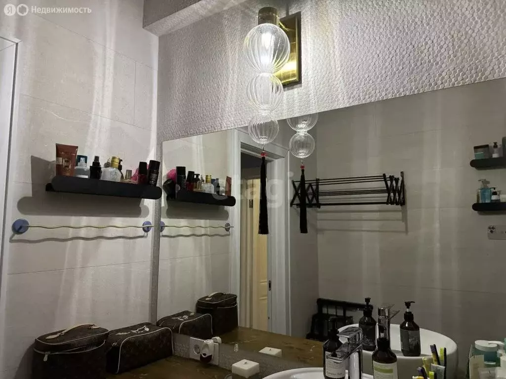 1-комнатная квартира: Алушта, улица Горького, 9А (50 м) - Фото 1