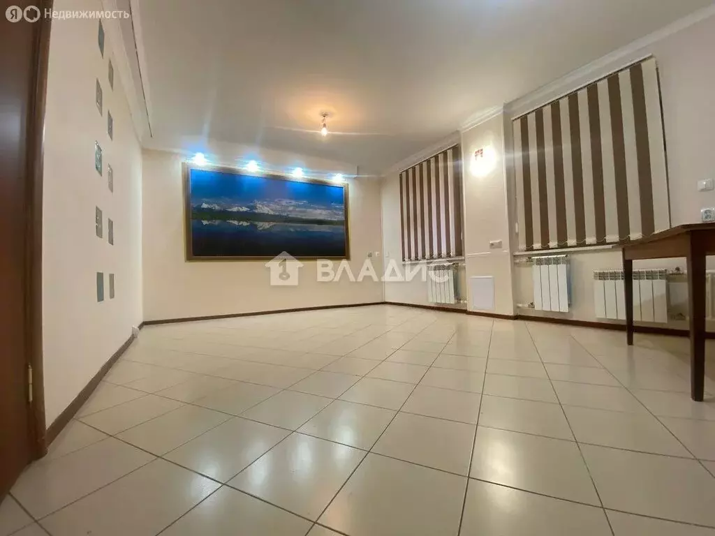 3-комнатная квартира: Улан-Удэ, Норильская улица, 8 (81.7 м) - Фото 0