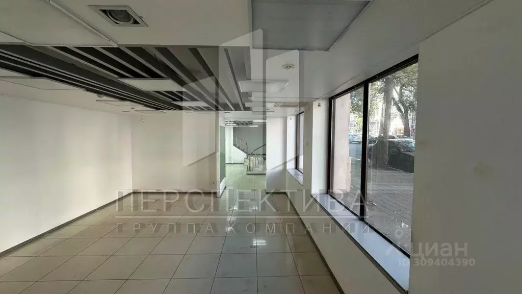 Помещение свободного назначения в Краснодарский край, Новороссийск ул. ... - Фото 0