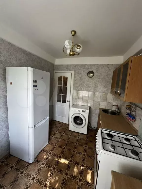 1-к. квартира, 30,7 м, 4/9 эт. - Фото 1