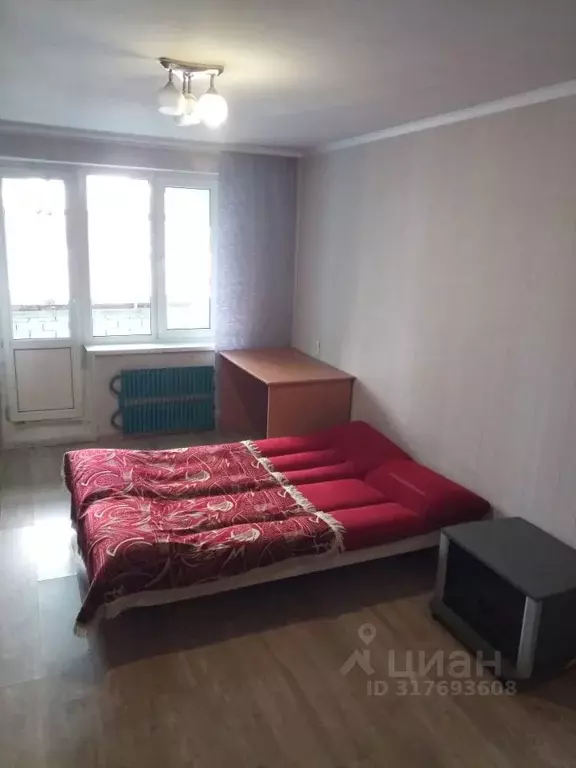 1-к кв. Татарстан, Казань ул. Хайдара Бигичева, 33 (36.0 м) - Фото 0