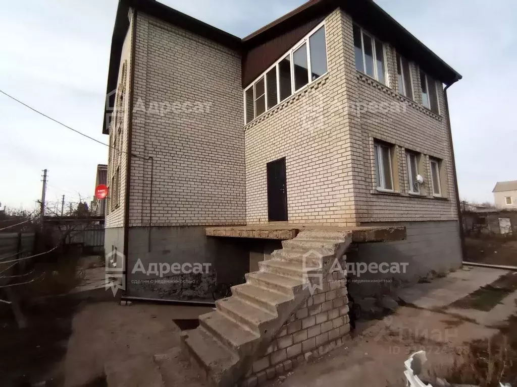 Дом в Волгоградская область, Городищенский район, Новонадеждинское ... - Фото 1