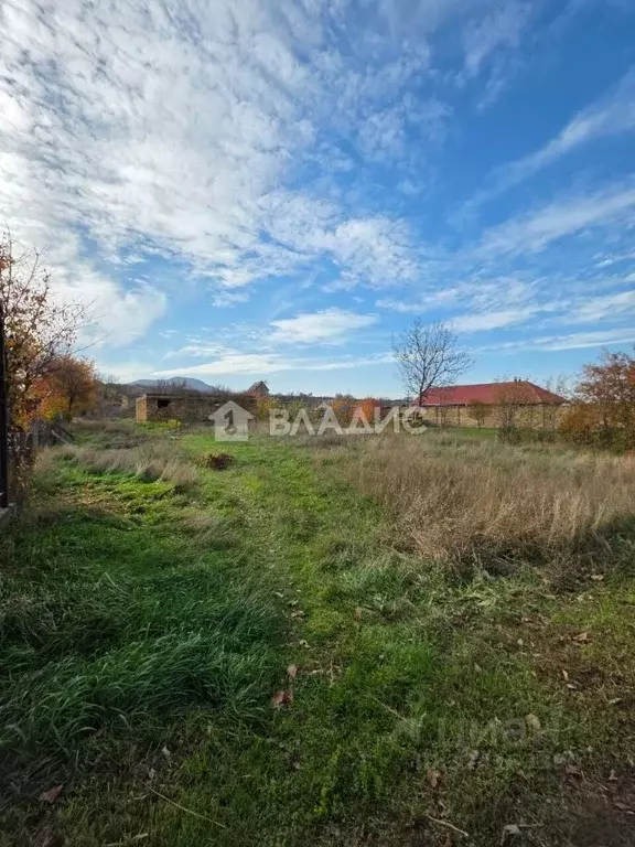 Участок в Крым, Симферопольский район, Добровское с/пос, с. ... - Фото 2