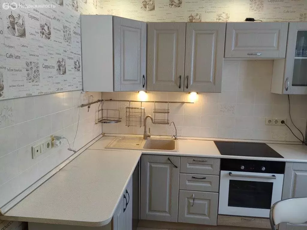 3-комнатная квартира: Москва, Краснодарская улица, 72к3 (76.3 м) - Фото 1