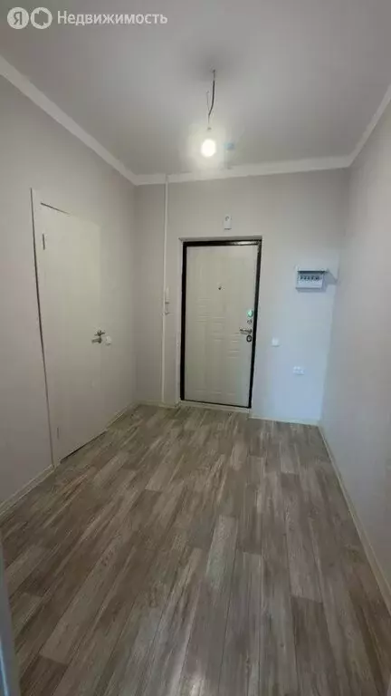 Квартира-студия: Якутск, улица Александра Захарченко, 3 (28.8 м) - Фото 2