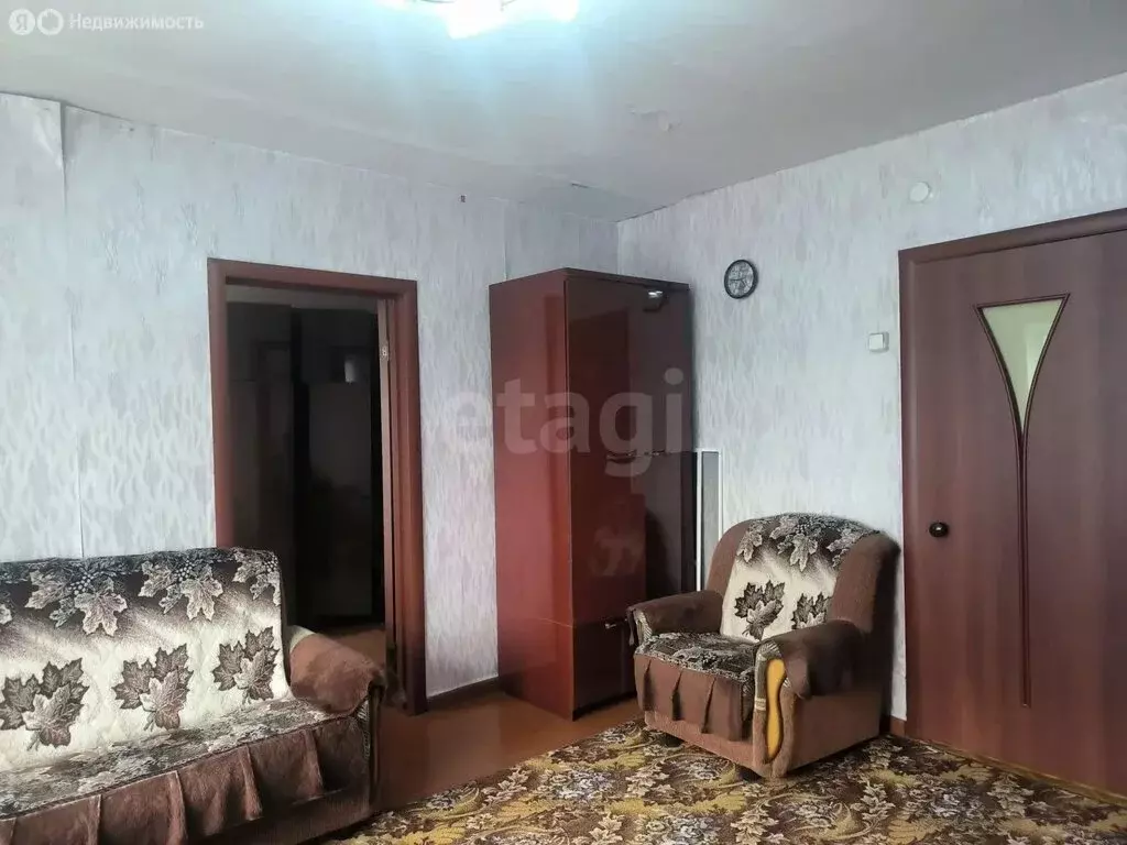 3-комнатная квартира: Туринск, улица Путейцев, 17А (49.4 м) - Фото 2