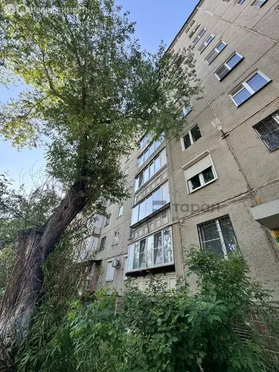 4-комнатная квартира: Челябинск, улица Братьев Кашириных, 89 (72.9 м) - Фото 0