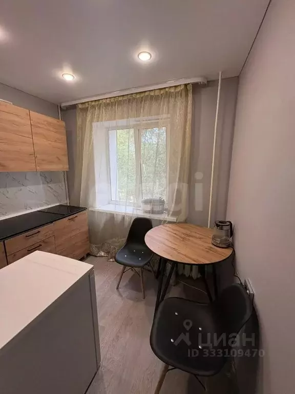 2-к кв. Амурская область, Благовещенск ул. Ленина, 283/1 (50.0 м) - Фото 2