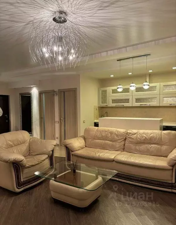 1-к кв. Свердловская область, Екатеринбург ул. Бажова, 68 (62.0 м) - Фото 2