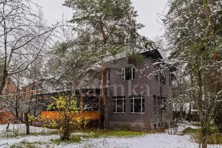 Дом в Московская область, Одинцовский городской округ, д. Раздоры 5/8 ... - Фото 1