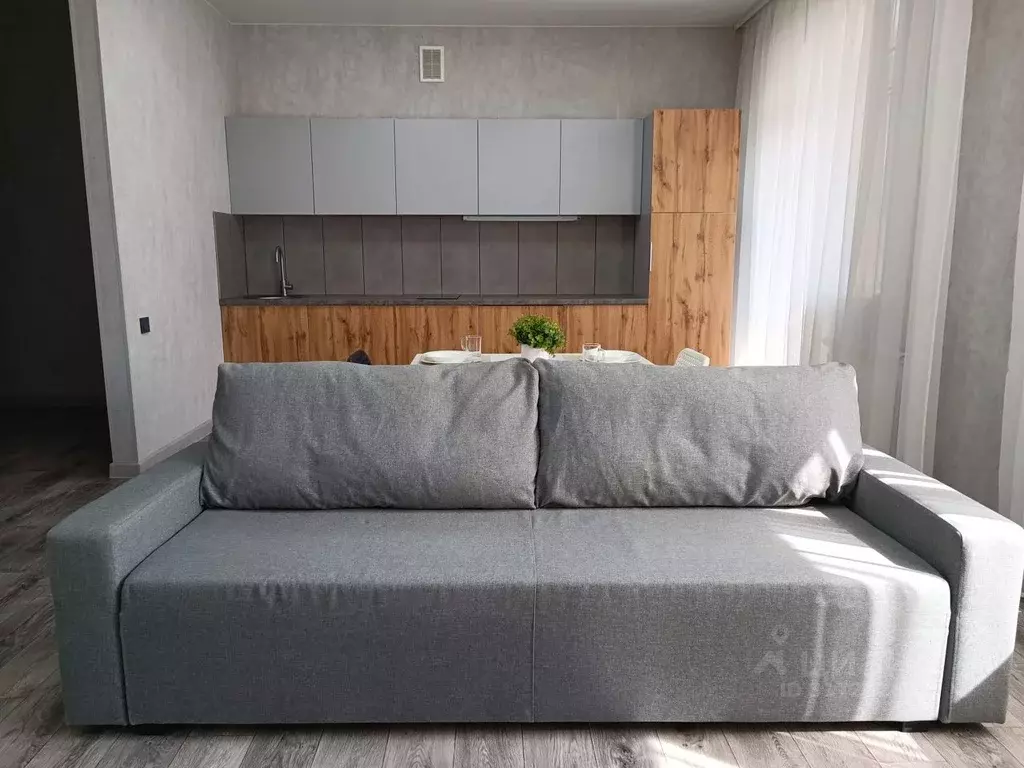 Студия Омская область, Омск просп. Комарова, 11/4 (38.0 м) - Фото 0