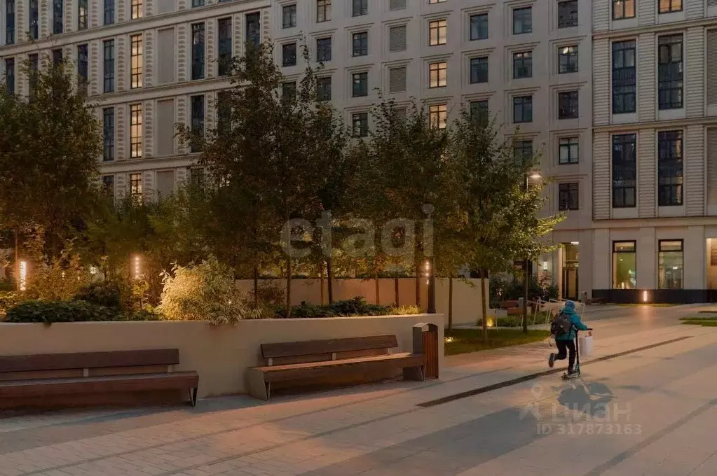 Гараж в Москва Новоалексеевская ул., 16к2 (13 м) - Фото 0