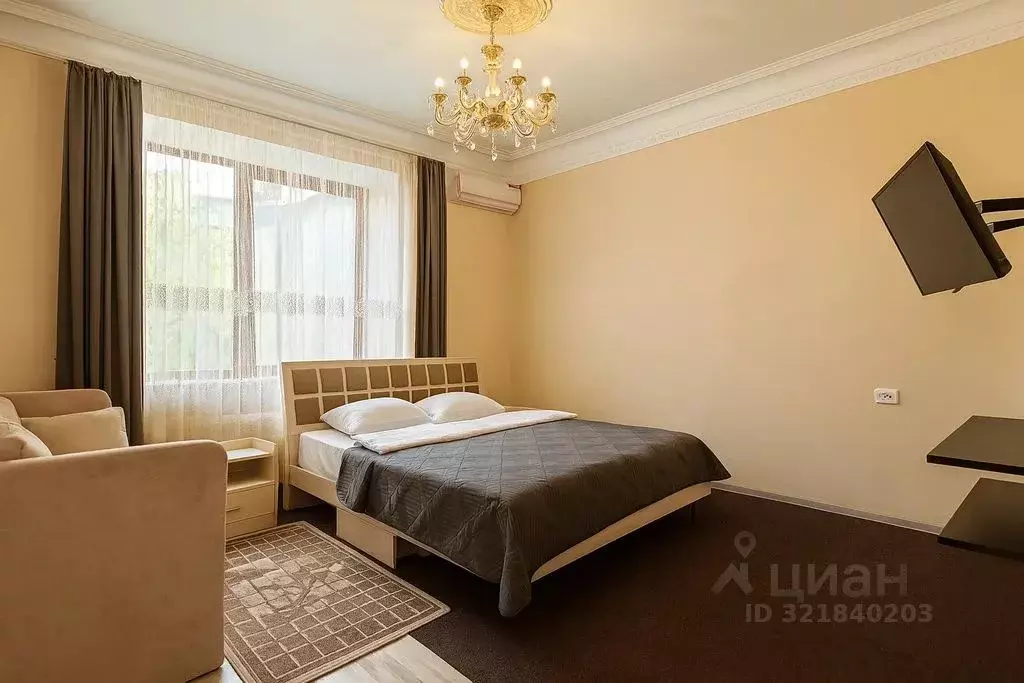 1-к кв. Крым, Симферополь ул. Куйбышева, 89 (40.0 м) - Фото 1