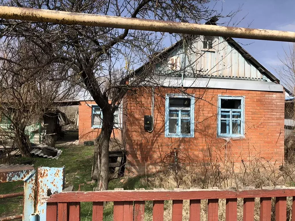 Дом в Краснодарский край, Выселки ст-ца ул. Красная Поляна, 31 (43 м) - Фото 1