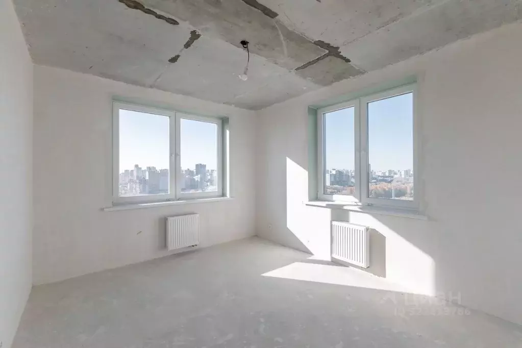 4-к кв. Свердловская область, Екатеринбург ул. Молодогвардейцев, 1 ... - Фото 2