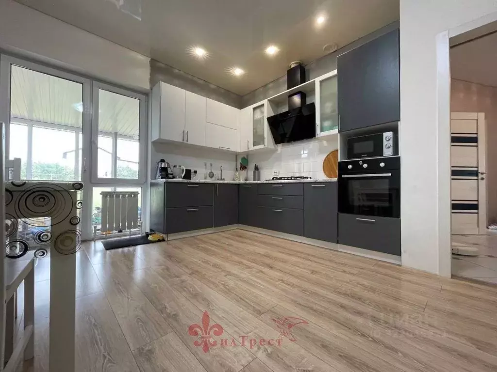 Дом в Белгородская область, Белгородский район, с. Стрелецкое ул. ... - Фото 1