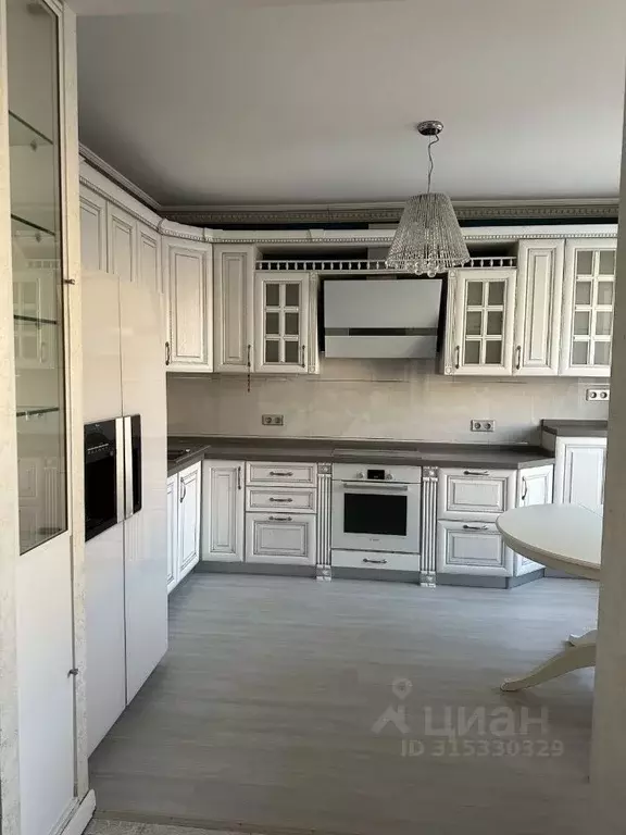 4-к кв. Башкортостан, Уфа ул. Октябрьской Революции, 34 (100.0 м) - Фото 1