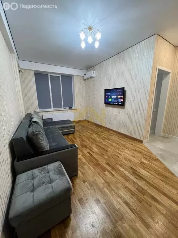 1-комнатная квартира: Каспийск, проспект Акулиничева, 33А (37 м) - Фото 1