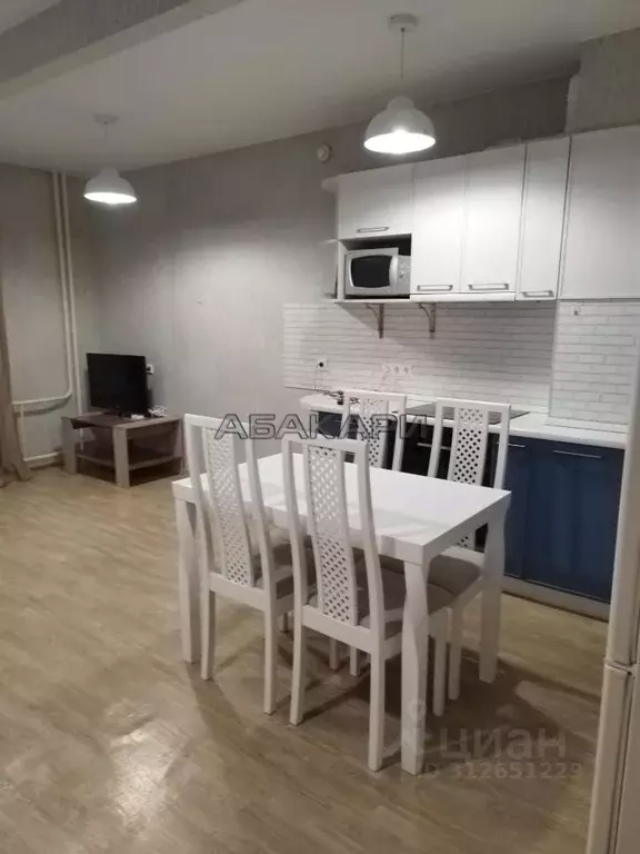 2-к кв. Красноярский край, Красноярск ул. Елены Стасовой, 50В (50.0 м) - Фото 1