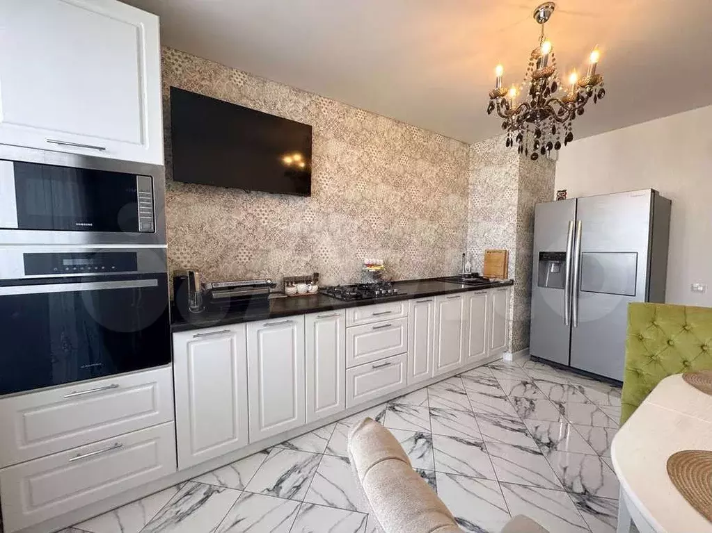 3-к. квартира, 75 м, 9/10 эт. - Фото 0
