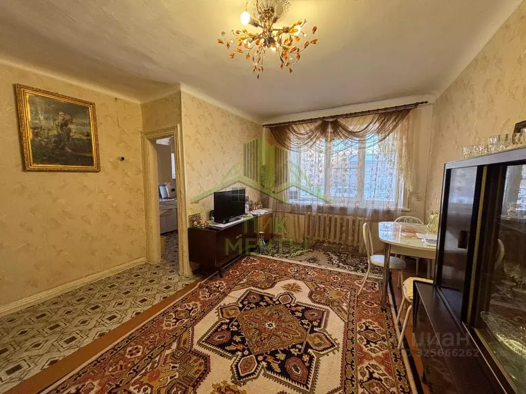 2-к кв. Бурятия, Улан-Удэ ул. Ленина, 31 (45.7 м) - Фото 1