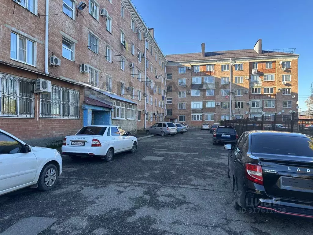 3-к кв. Адыгея, Майкоп городской округ, пос. Западный ул. Новая, 16 ... - Фото 0
