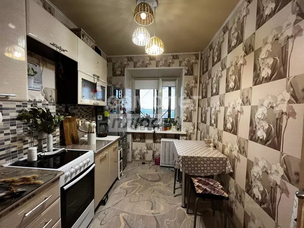 2-к кв. Ханты-Мансийский АО, Нижневартовск ул. Ленина, 9к2 (48.8 м) - Фото 1