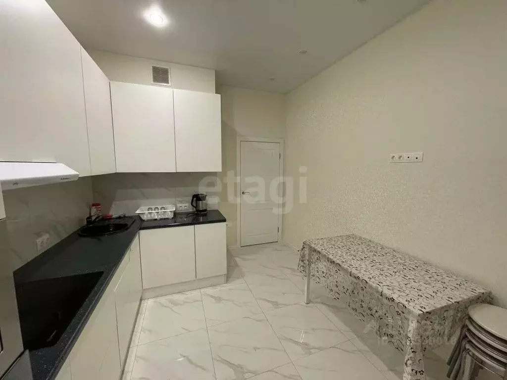 2-к кв. Татарстан, Казань ул. Комиссара Габишева, 18А (60.0 м) - Фото 1