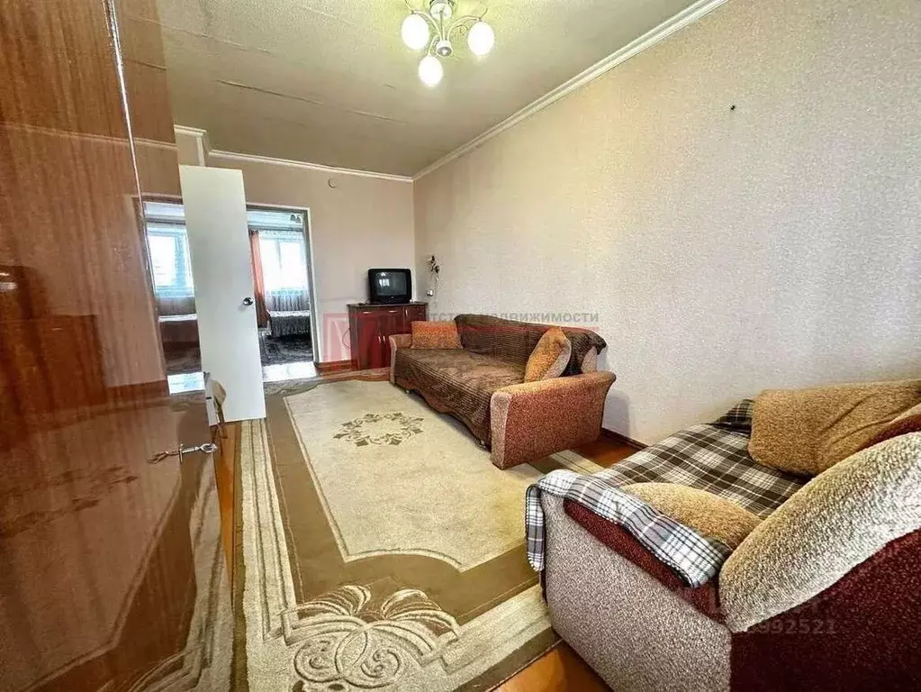 2-к кв. Белгородская область, Старый Оскол ул. Ленина, 40 (47.0 м) - Фото 0