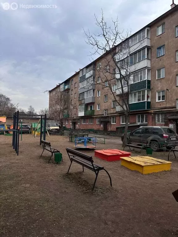 2-комнатная квартира: Великие Луки, проспект Ленина, 61А (42.9 м) - Фото 1