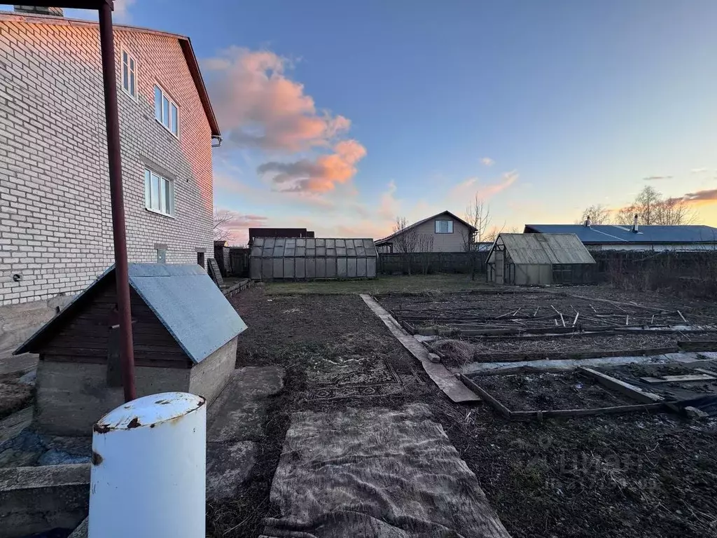 Дом в Тверская область, Конаково ул. 1-я Тверская, 13 (250 м) - Фото 0