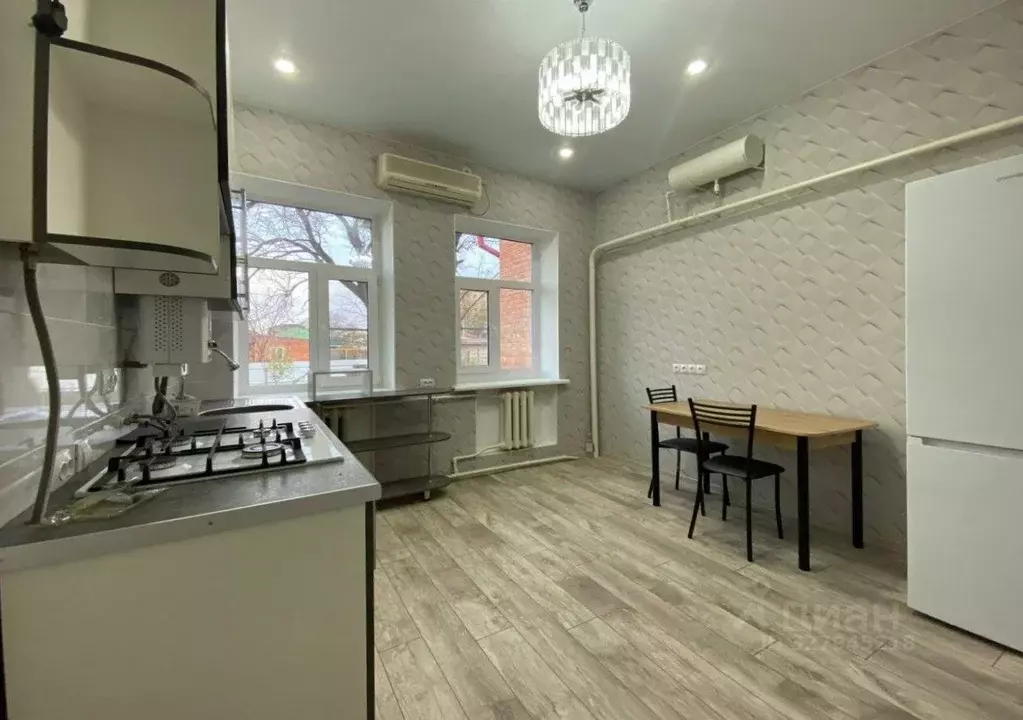 Дом в Краснодарский край, Армавир ул. Чкалова, 177 (70 м) - Фото 2