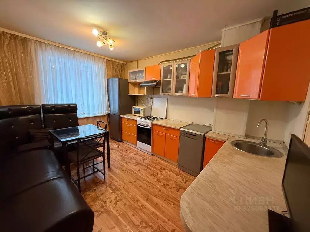 3-к кв. Свердловская область, Полевской Зеленый Бор-1 мкр, 23 (65.2 м) - Фото 1