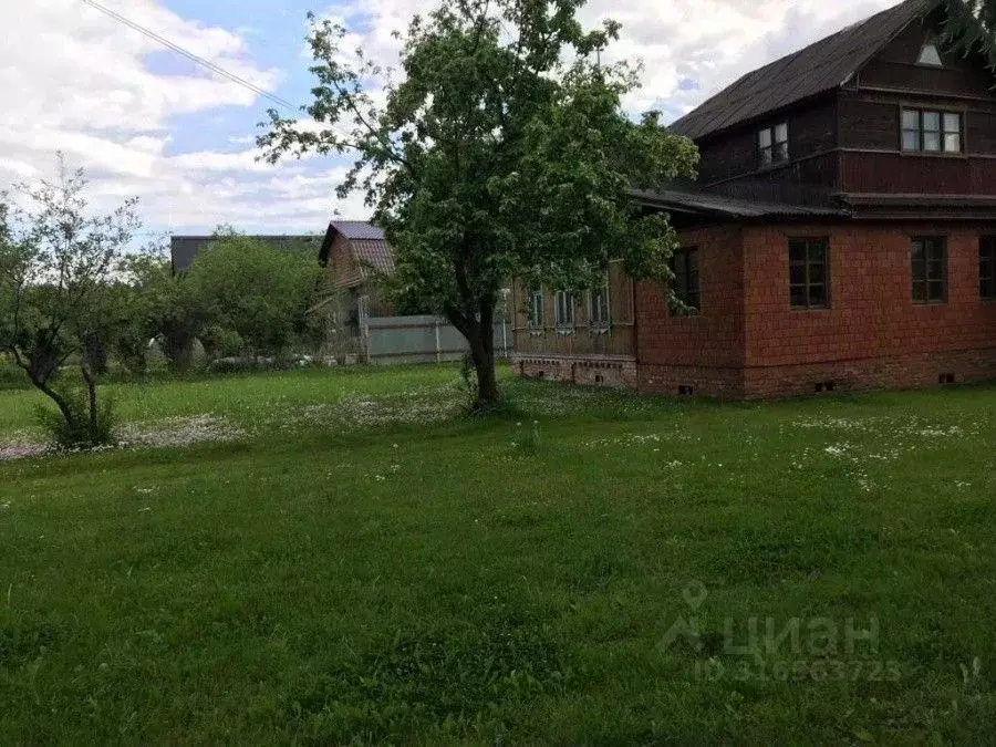 Участок в Московская область, Одинцовский городской округ, д. ... - Фото 0