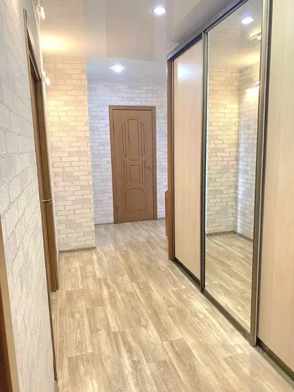 3-к кв. Ульяновская область, Ульяновск Автозаводская ул., 49 (79.0 м) - Фото 1