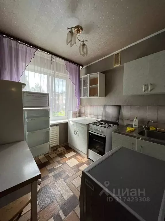 1-к кв. Брянская область, Брянск ул. Молодой Гвардии, 88 (30.0 м) - Фото 0