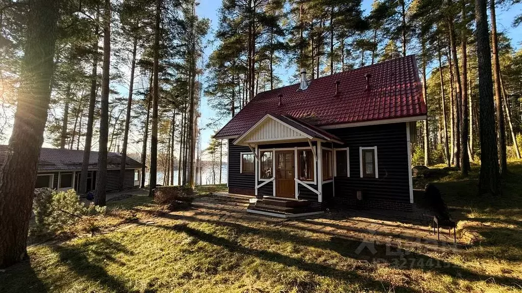 Дом в Ленинградская область, Выборгский район, Советское городское ... - Фото 1