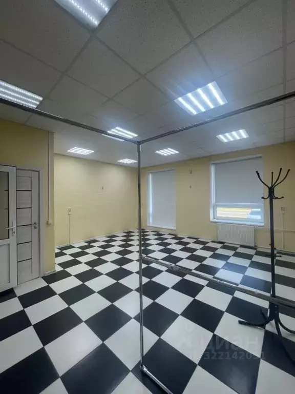 Помещение свободного назначения в Калужская область, Малоярославец ... - Фото 1