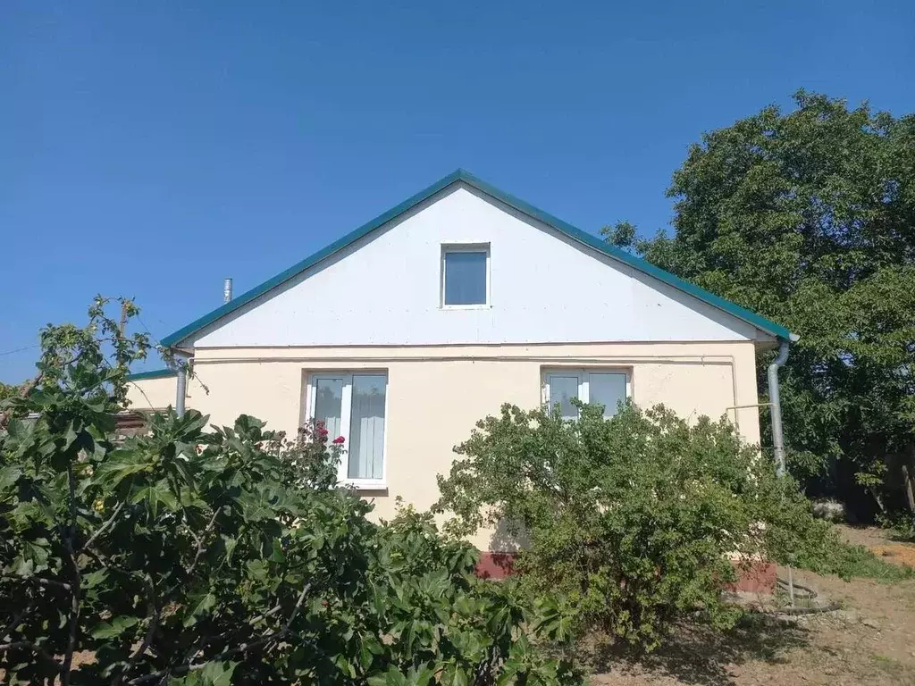 Дом в Крым, Кировский район, с. Журавки ул. Ленина (80 м) - Фото 1