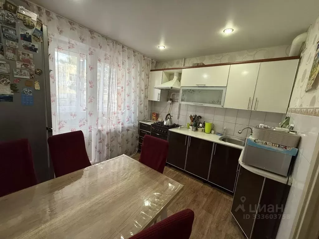3-к кв. Чувашия, Чебоксары ул. Кадыкова, 12 (69.0 м) - Фото 1