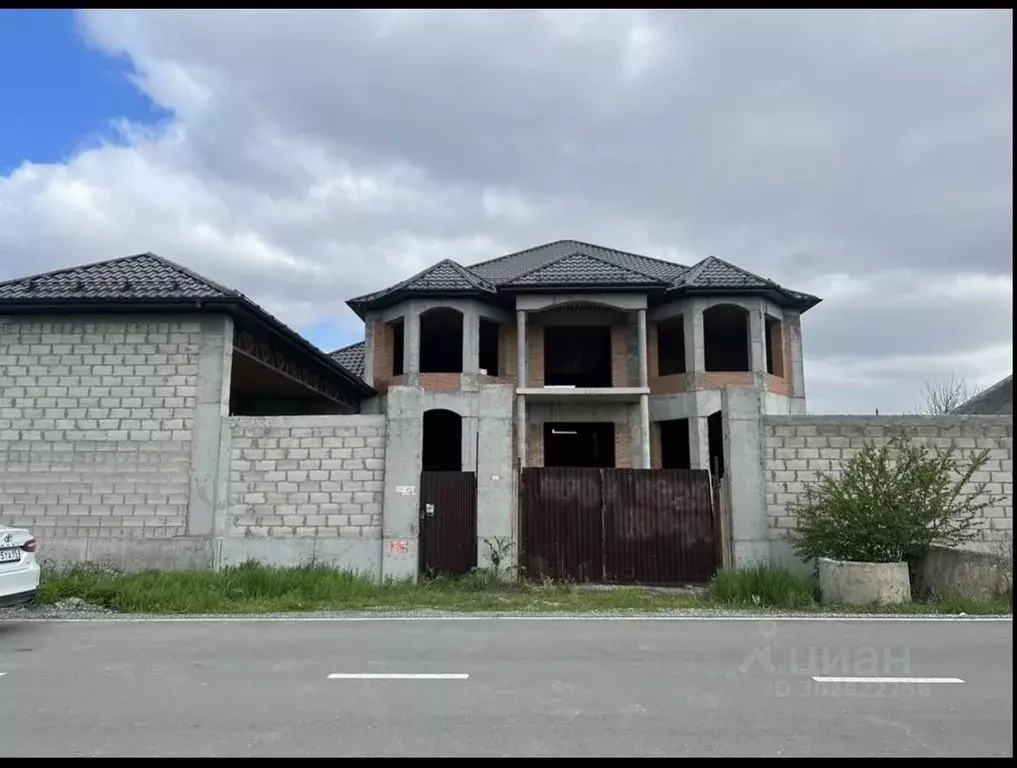 Дом в Чеченская республика, Грозный ул. Бабушкина, 30 (536 м) - Фото 0