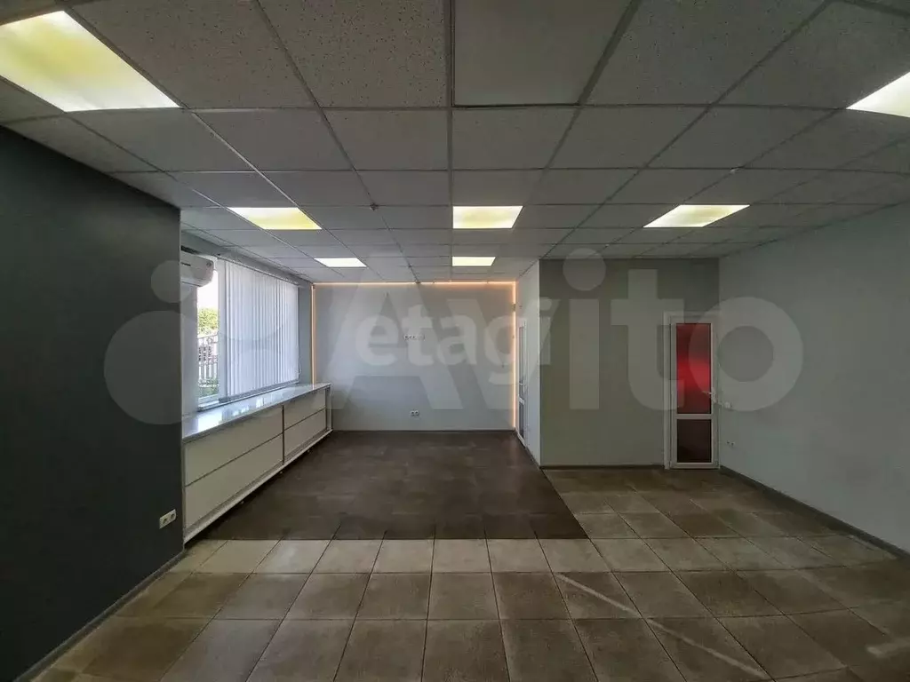 Продам торговое помещение, 45.4 м - Фото 1