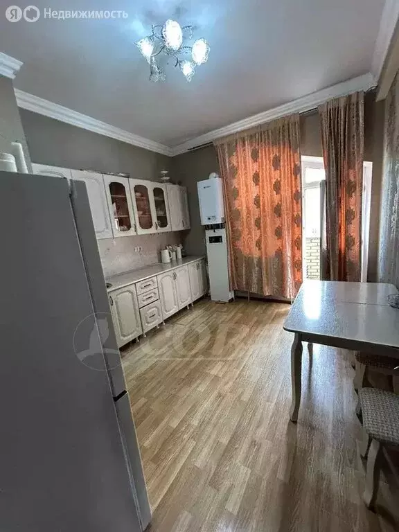 3-комнатная квартира: Махачкала, проспект Насрутдинова, 55Б (99 м) - Фото 2