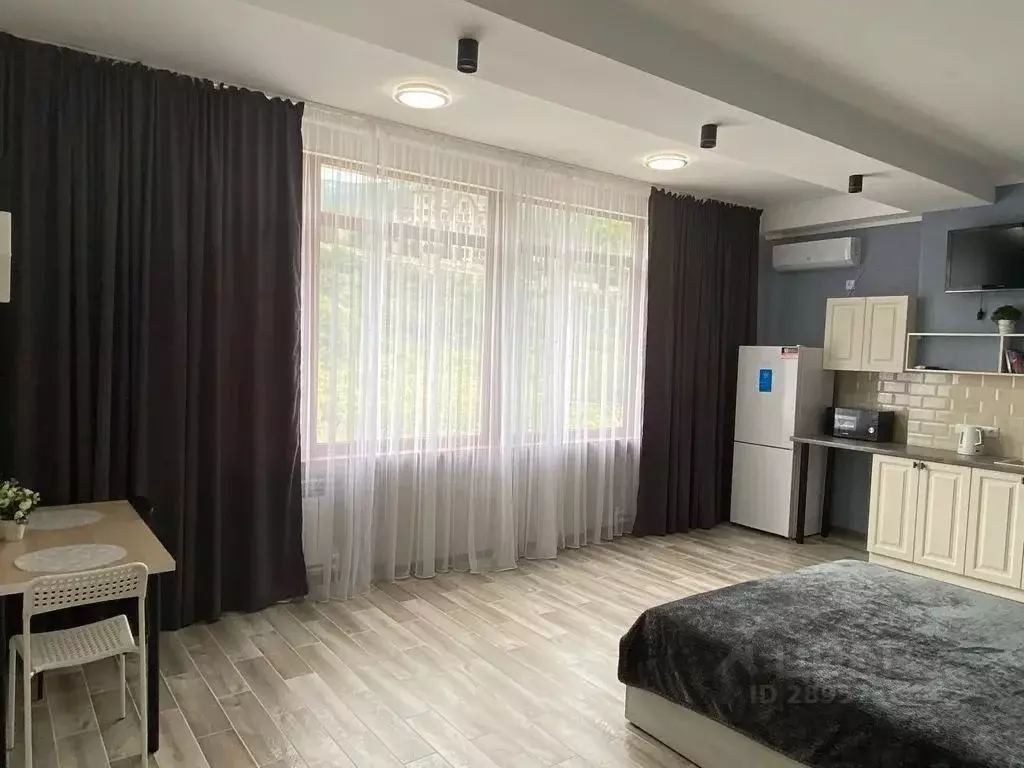 1-к кв. Крым, Ялта муниципальный округ, Отрадное пгт ш. Дражинского, ... - Фото 1