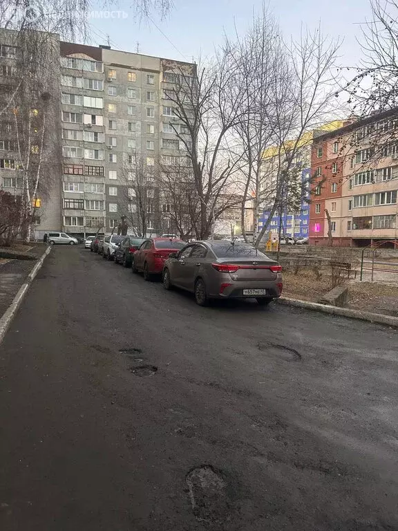 3-комнатная квартира: Курган, жилой район Заозёрный, 5-й микрорайон, ... - Фото 0