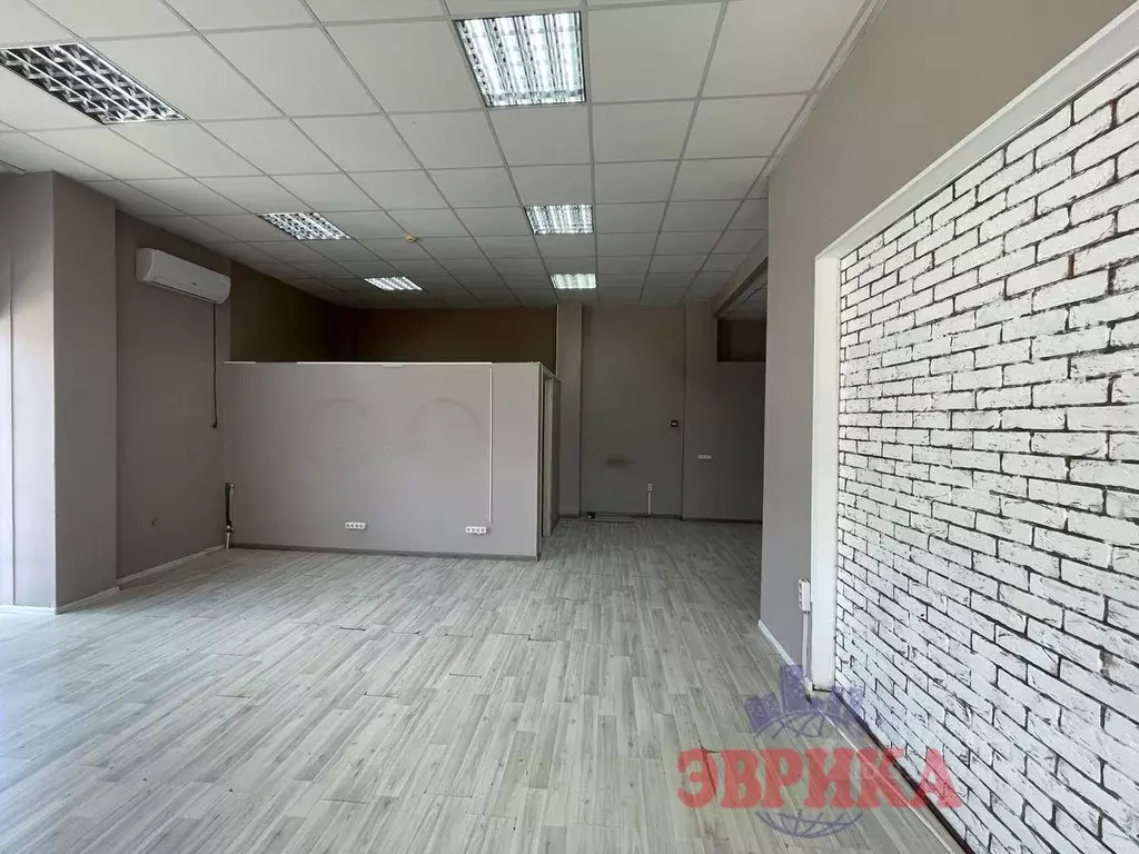 Офис в Краснодарский край, Крымск ул. Демьяна Бедного (117 м) - Фото 1