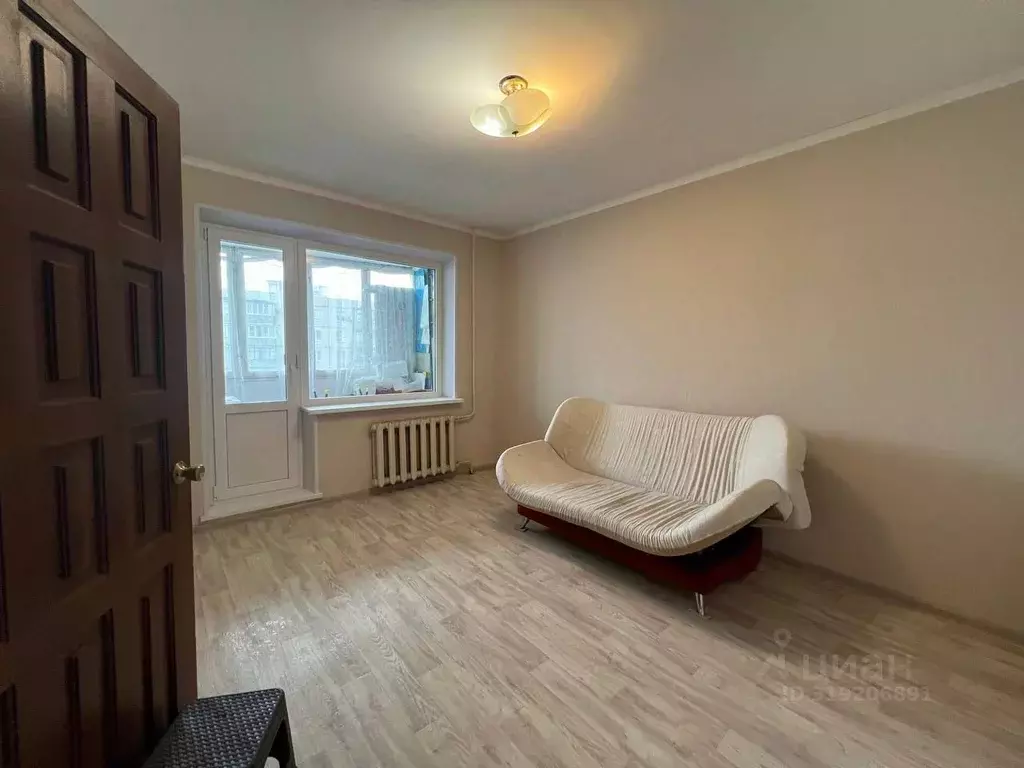 2-к кв. Оренбургская область, Оренбург Всесоюзная ул., 10 (47.9 м) - Фото 0
